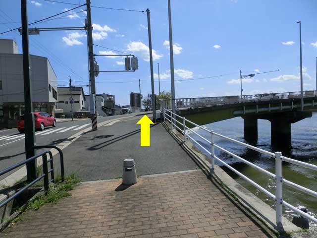舟入橋交差点の写真