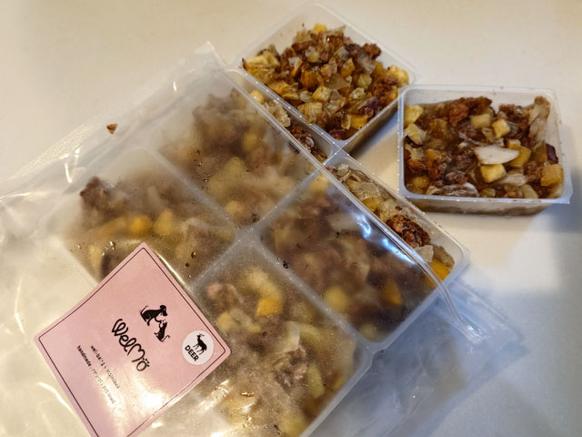 犬用トッピングフードを市販で選ぶなら？無添加で安心のおすすめ商品5選！【実際に試してみた】